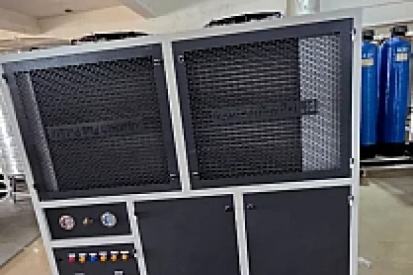 60tr-water-cooled-screw-chiller-machine-for-beverage69ddca0983366-webp-fit-w300-hauto-q95